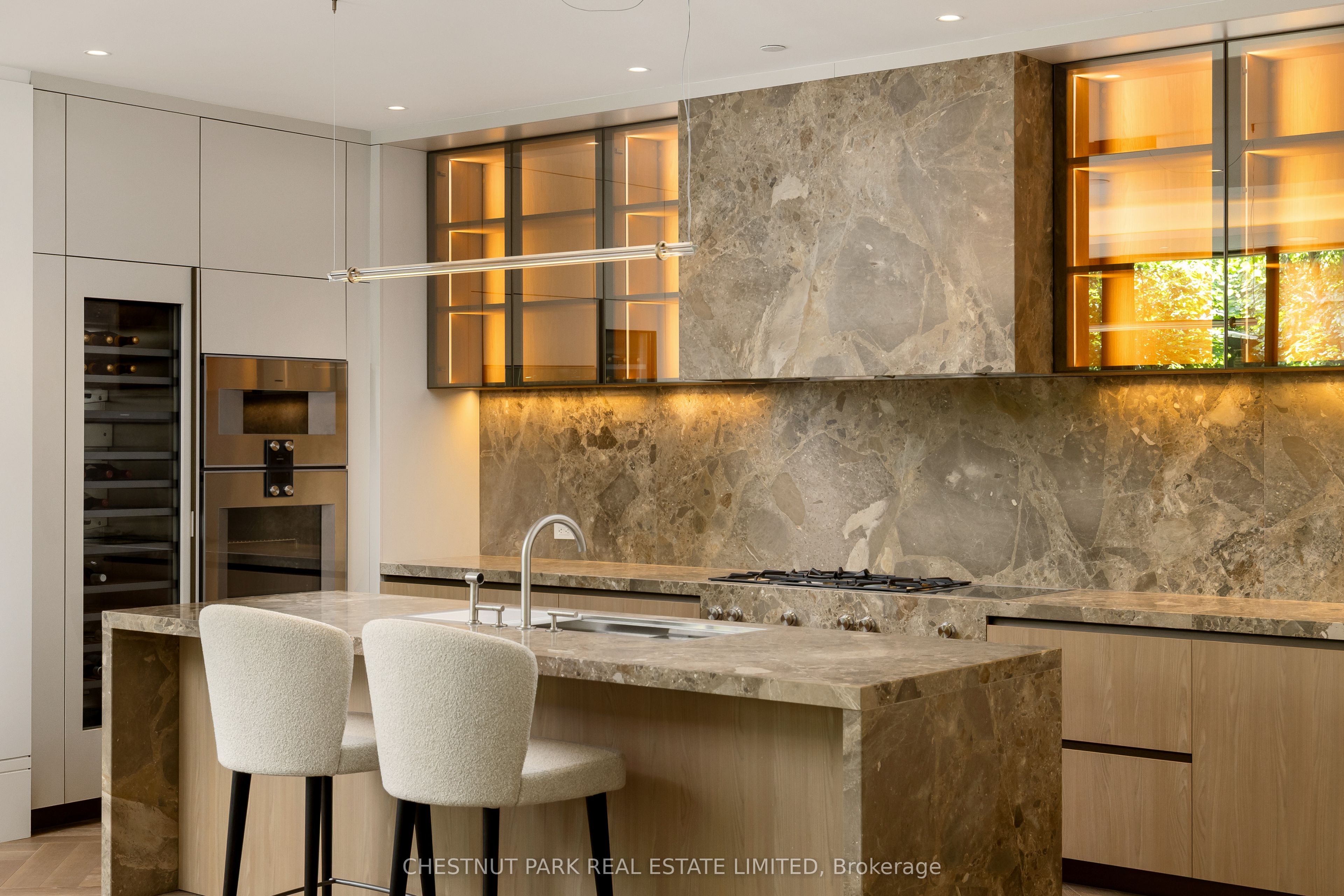 7 Dale Avenue 106
