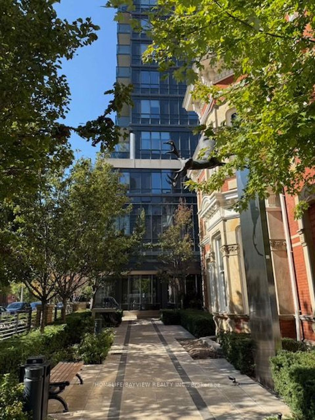 Photo of 28 LINDEN Street #605, Toronto, ON M4Y 0A4 (MLS # C12455952)