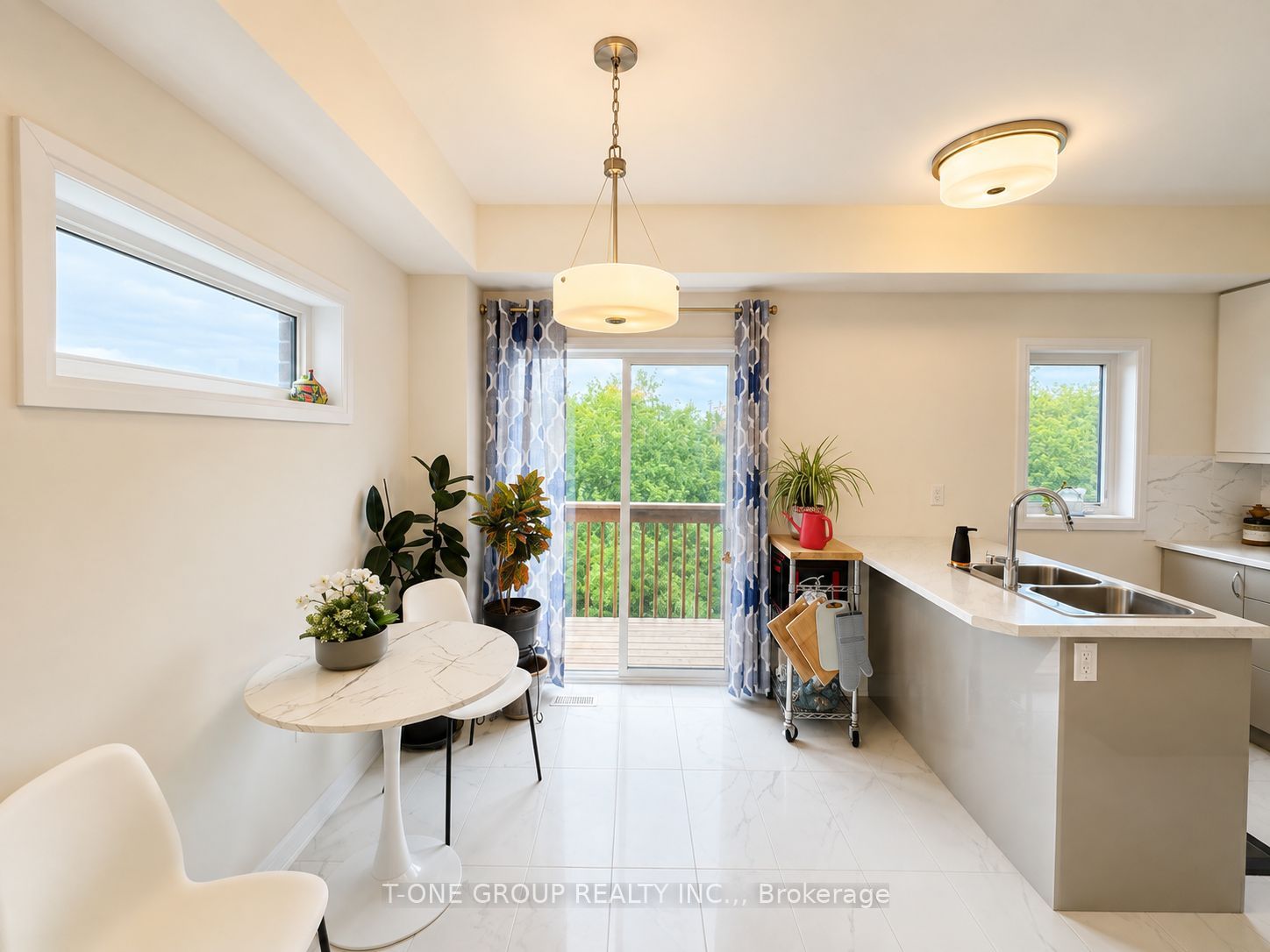 80 Fieldridge Cres Crescent