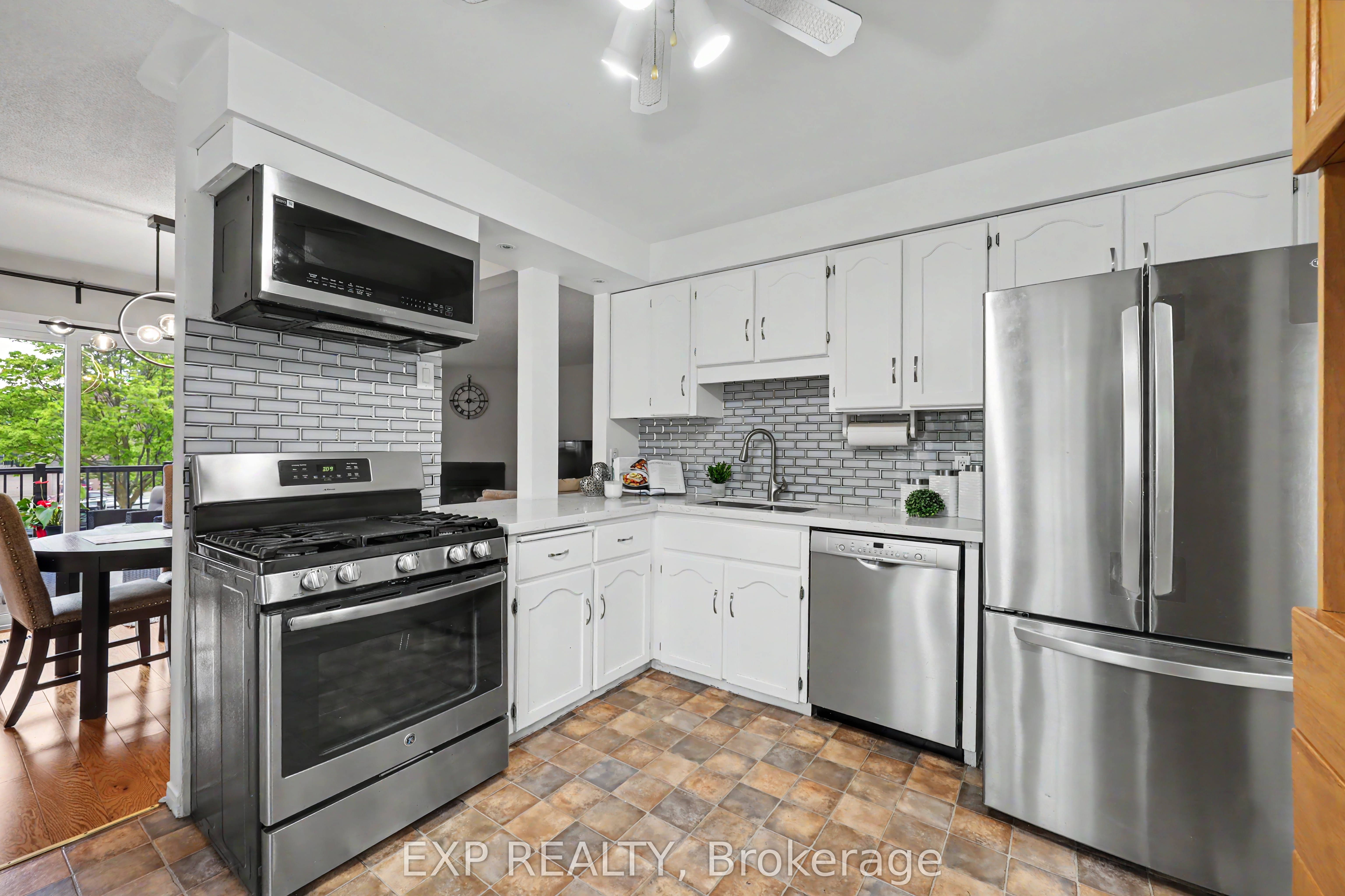 38 Elora Drive 47