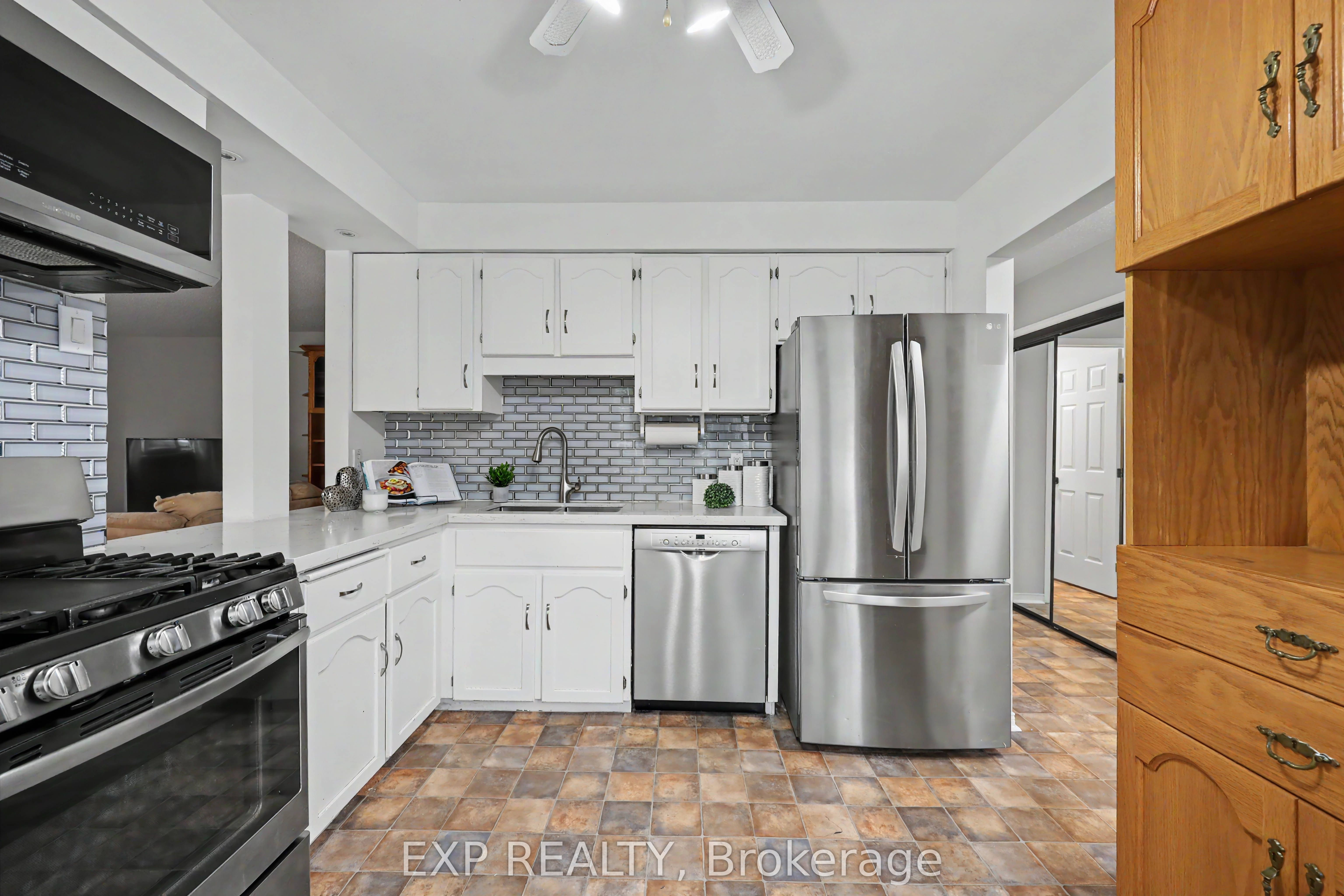 38 Elora Drive 47