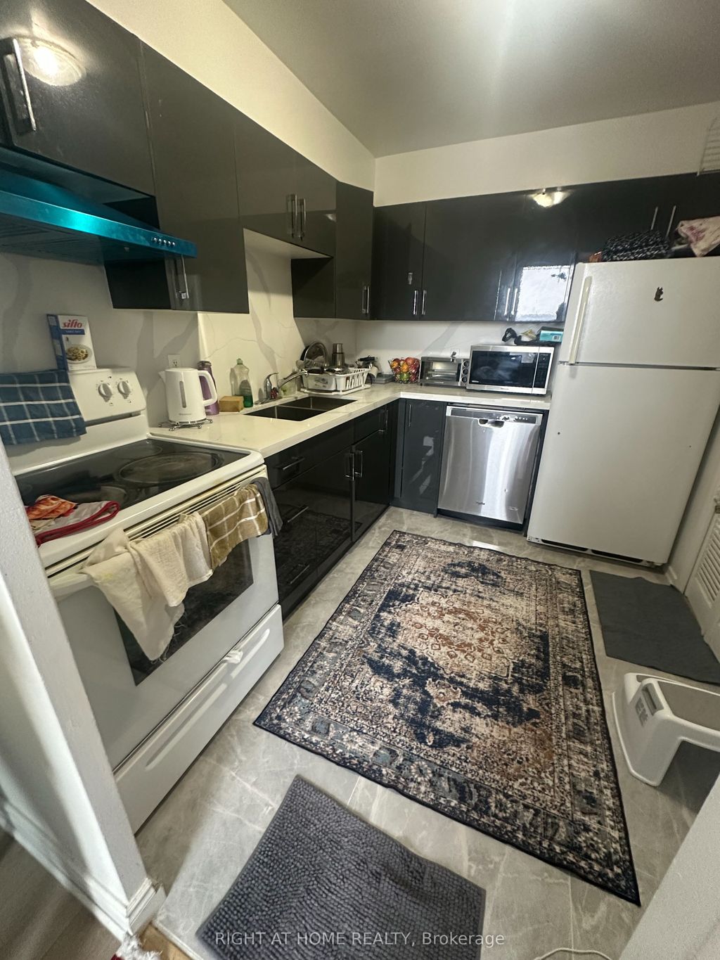 Photo of 20 Edgecliff Golfway #1403, Toronto, ON M3C 3A4 (MLS # C12731468)