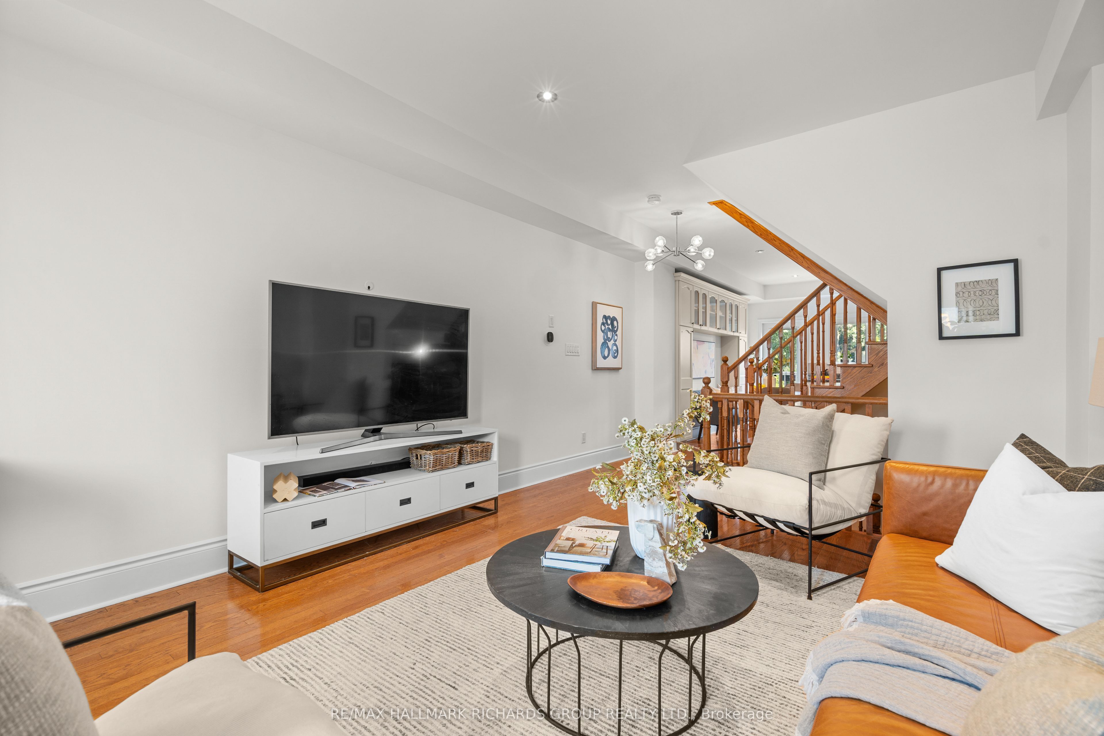 287 Kingston Road