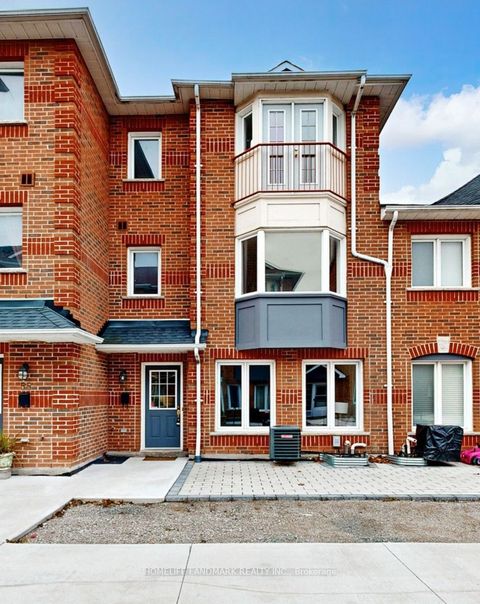 Photo of 151 Townsgate Drive #54, Vaughan, ON L4J 8J7 (MLS # N12561266)