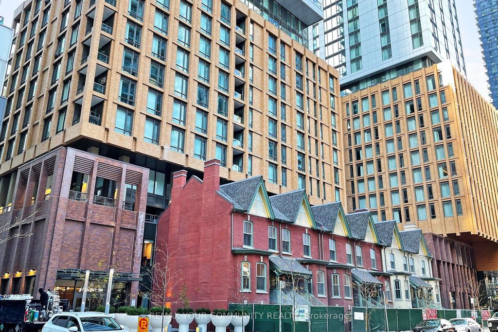 Photo of 28 Widmer Street #4727, Toronto, ON M5V 0T2 (MLS # C12939838)