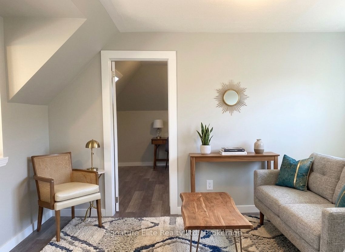 Photo 1 of 9 — 193 Wentworth Street N 3, Hamilton, ON L8L 5V6