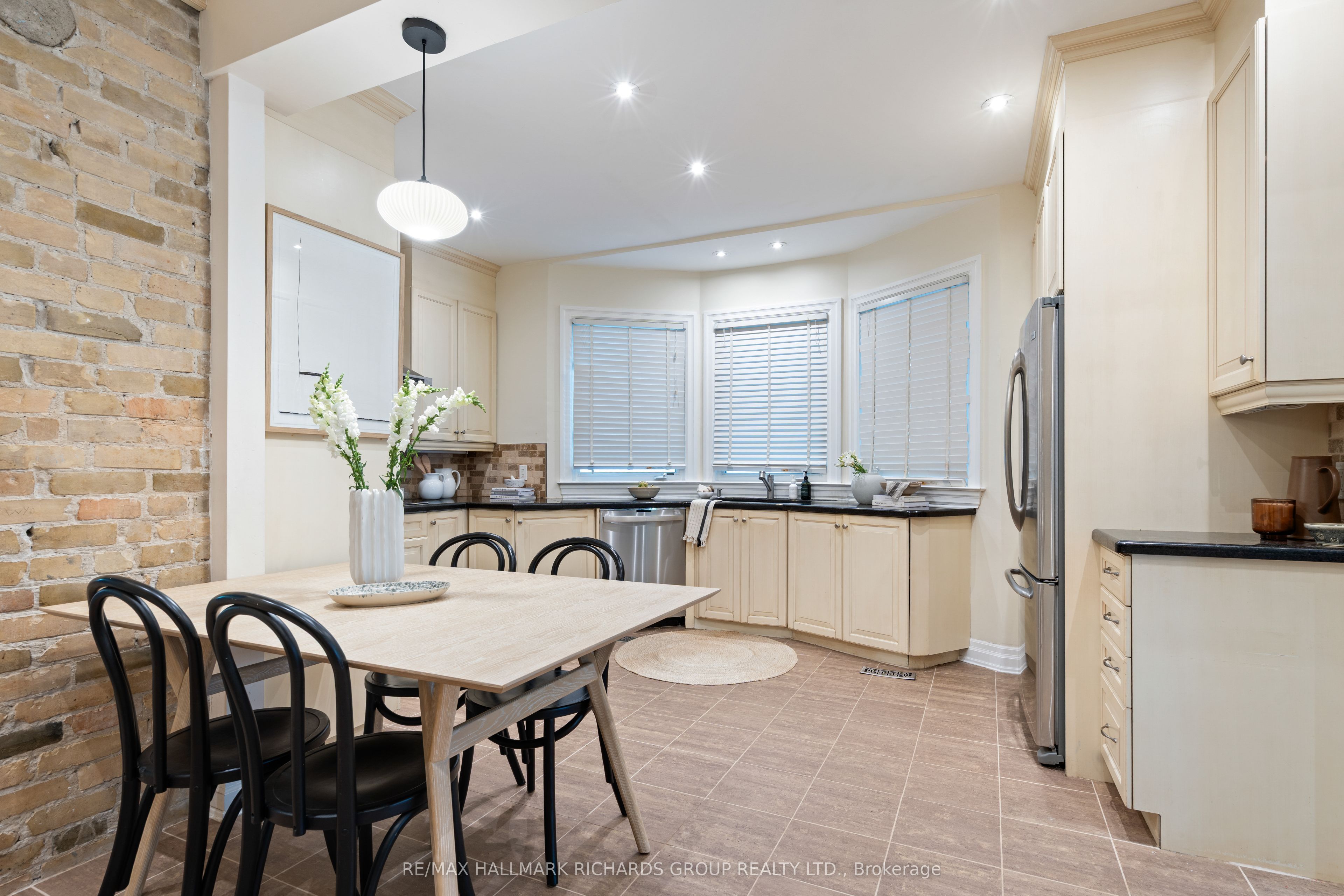 72 Waverley Road