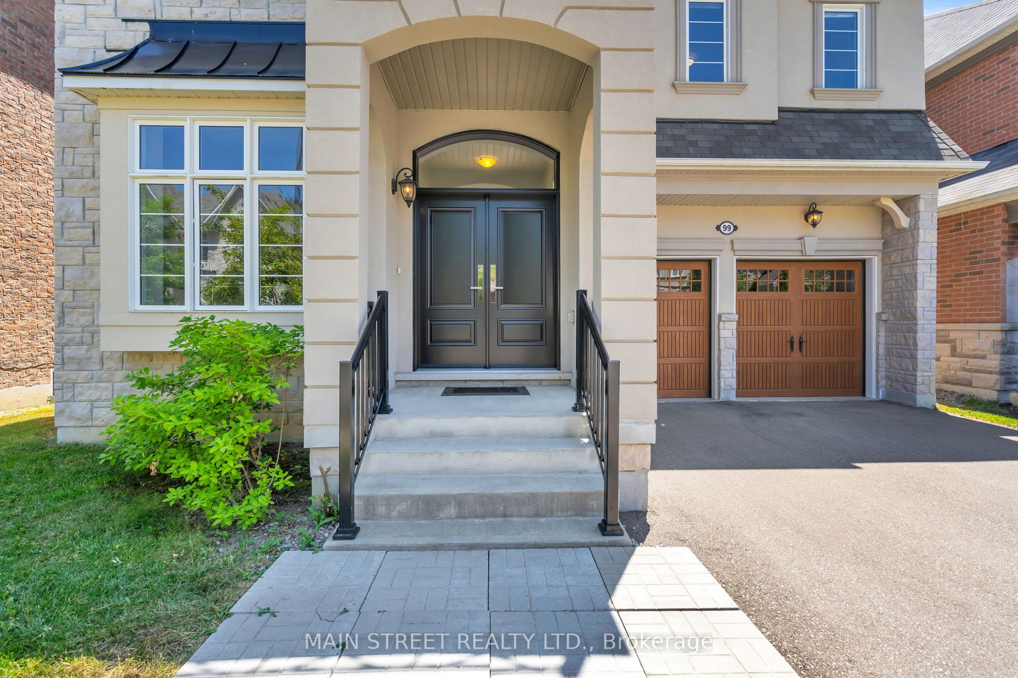99 Bridgepointe Court
