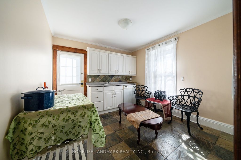 Photo of 107 Spadina Avenue E, Hamilton, ON L8M 2X4 (MLS # X12842716)