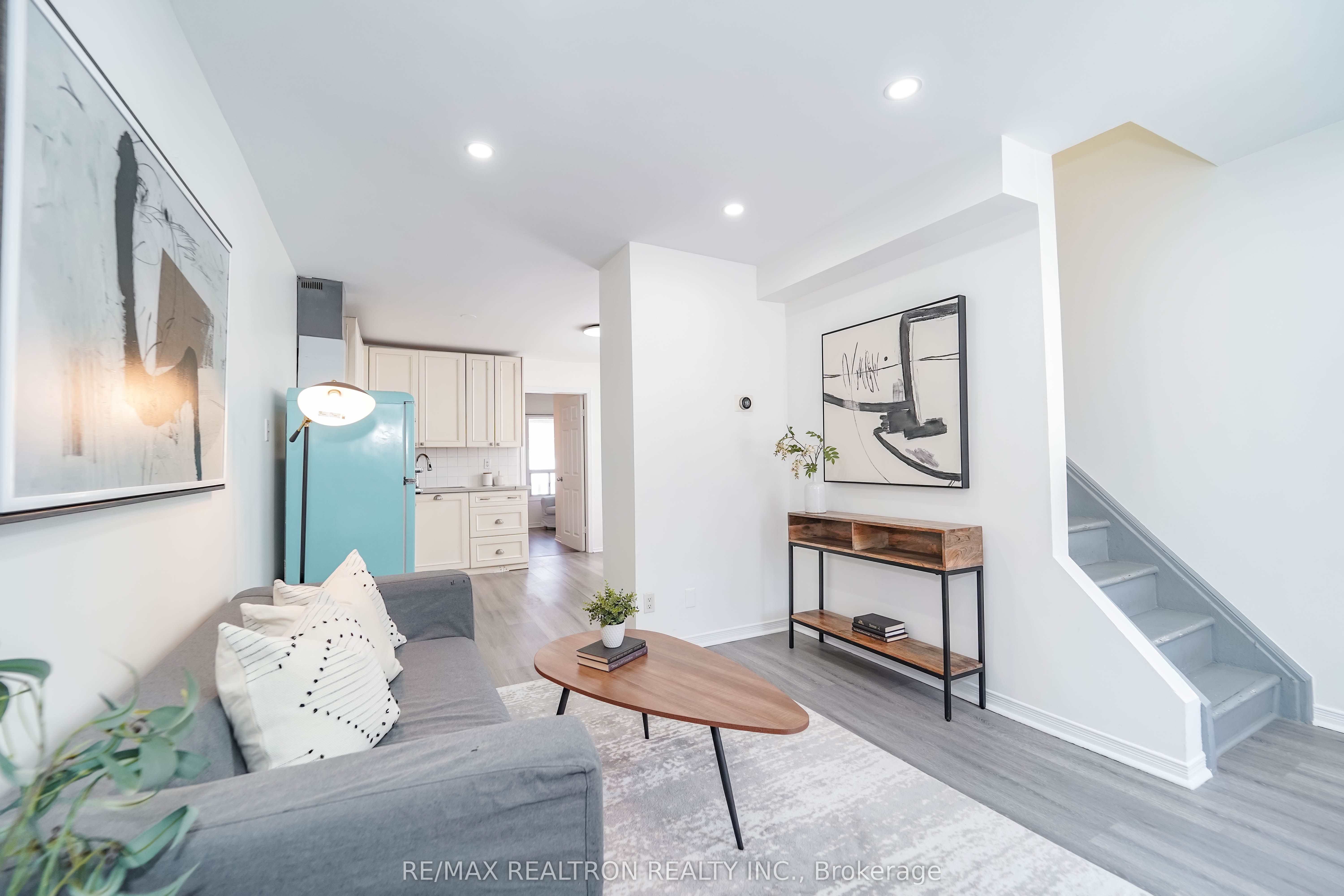 47 Greendale Avenue Upper