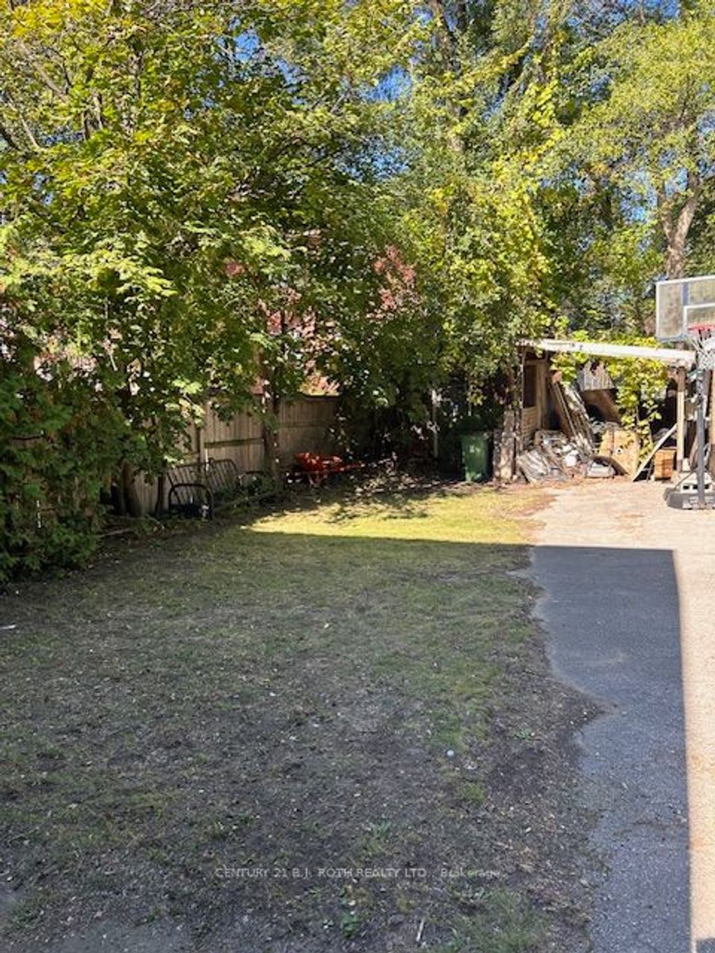 Photo of 740 Kingston Road, Toronto, ON M4E 1R7 (MLS # E12468354)