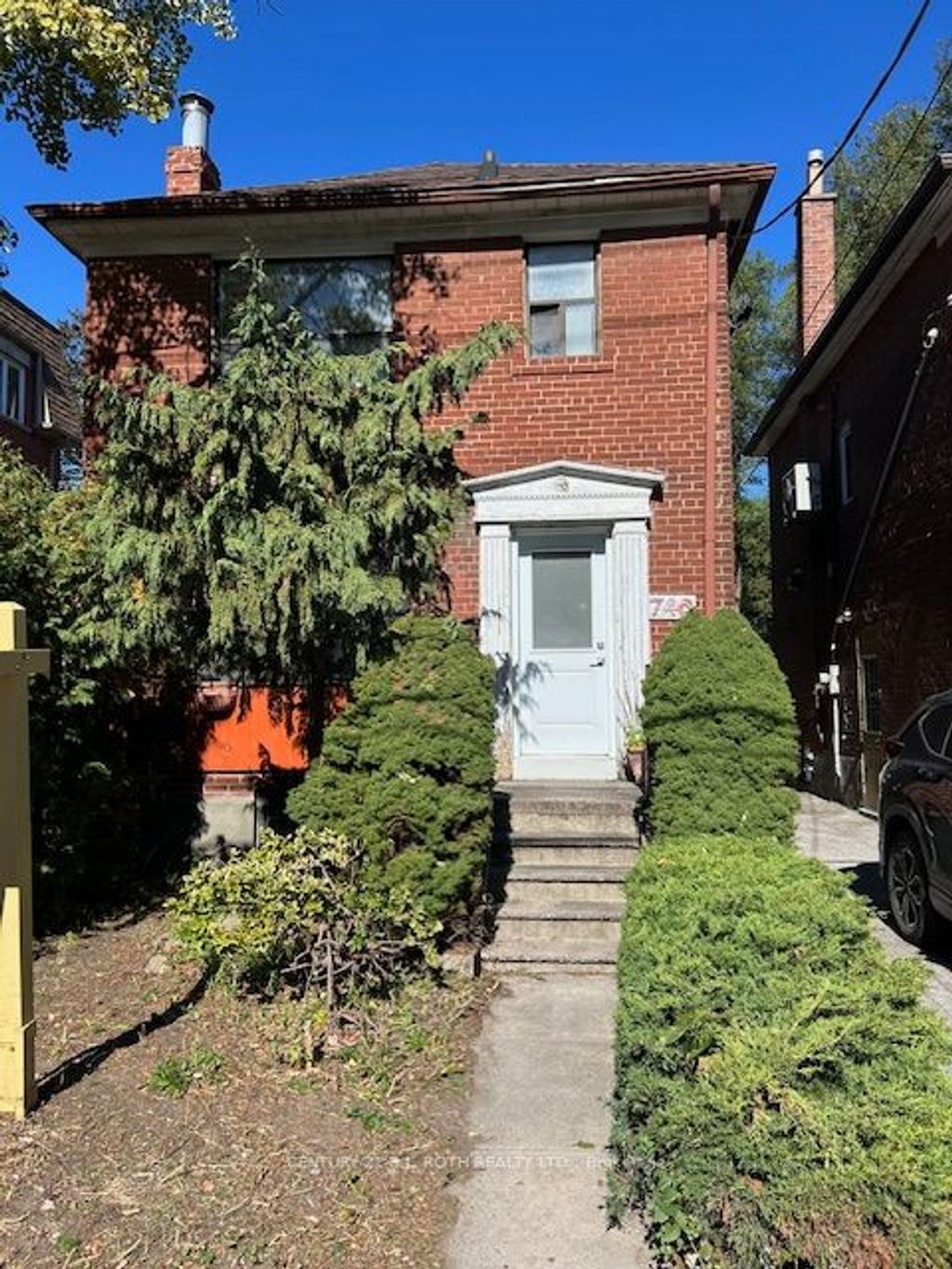 Photo of 740 Kingston Road, Toronto, ON M4E 1R7 (MLS # E12468354)