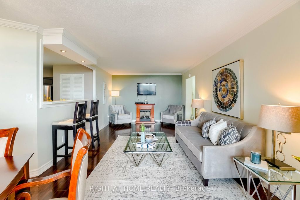 Photo of 5 Shady Golfway #1607, Toronto, ON M3C 3A5 (MLS # C12443283)