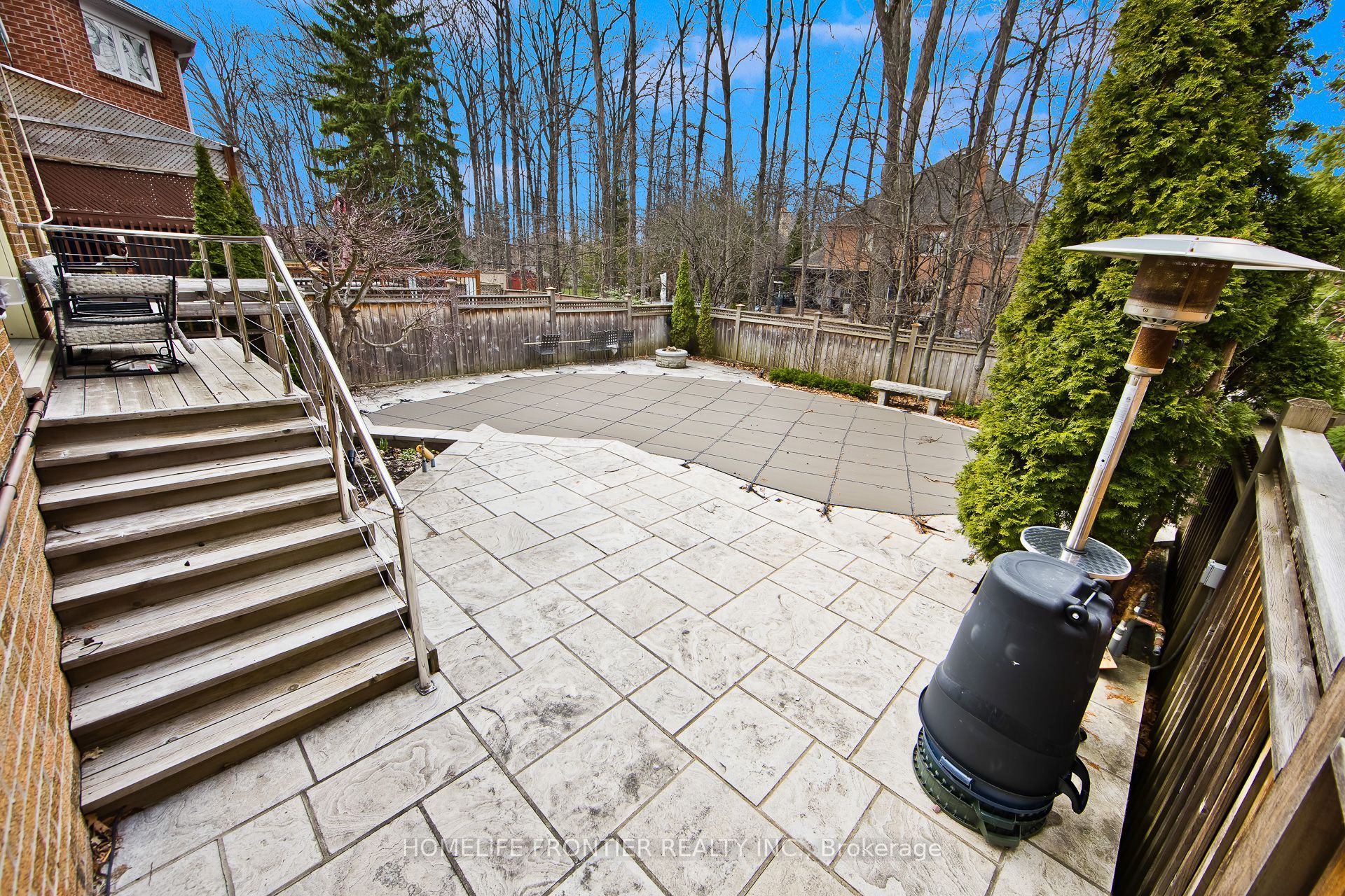 6124 Hardesty Crescent