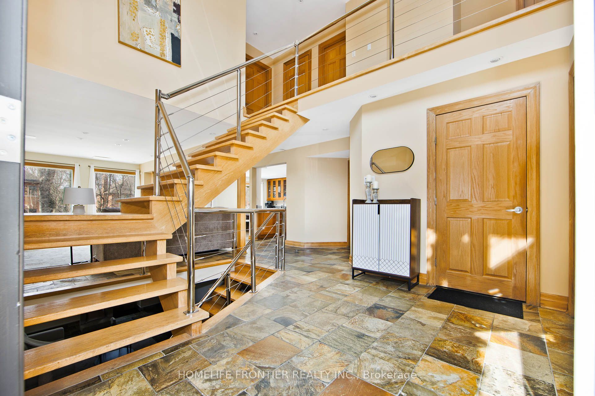 6124 Hardesty Crescent