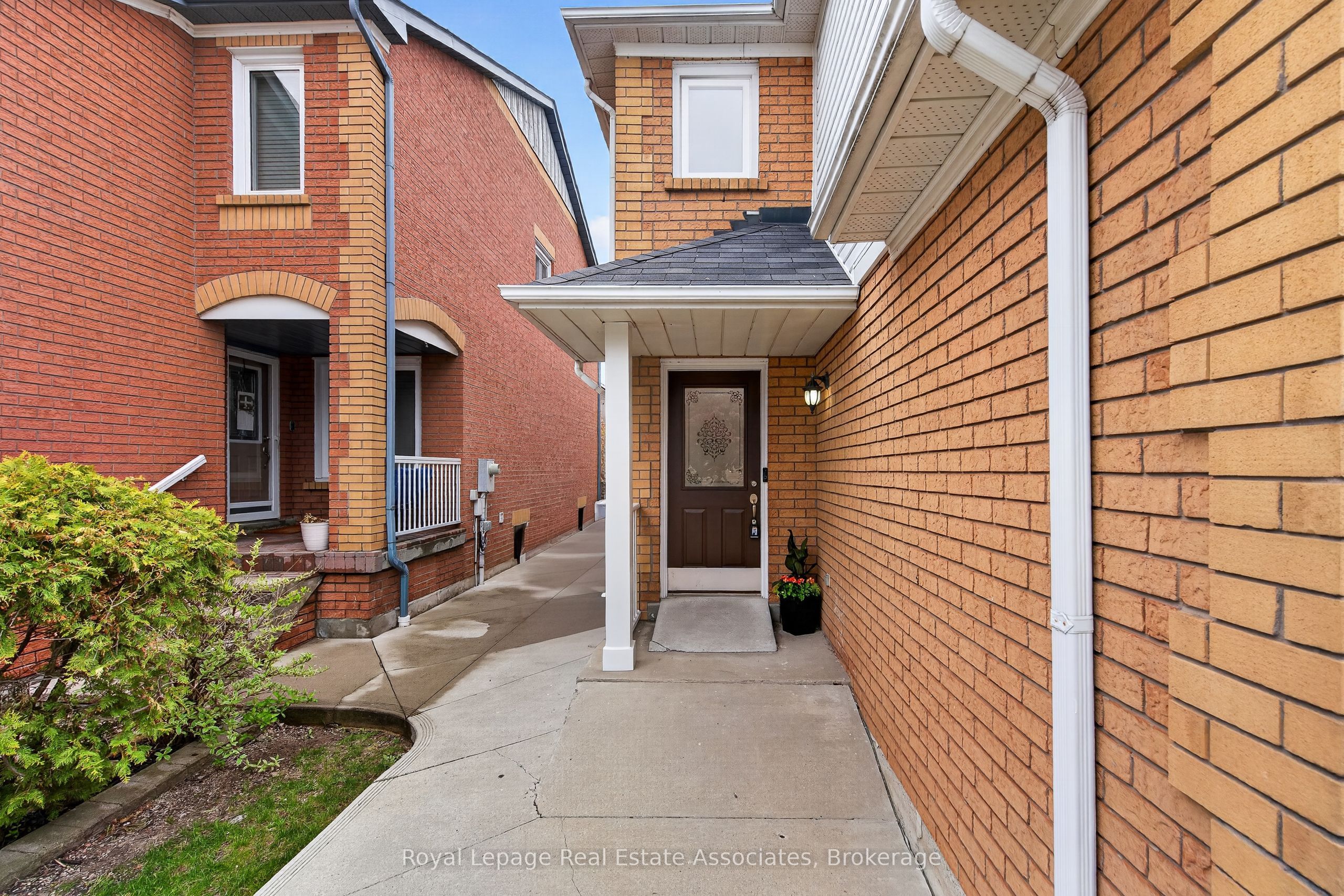 5623 Haddon Hall Road