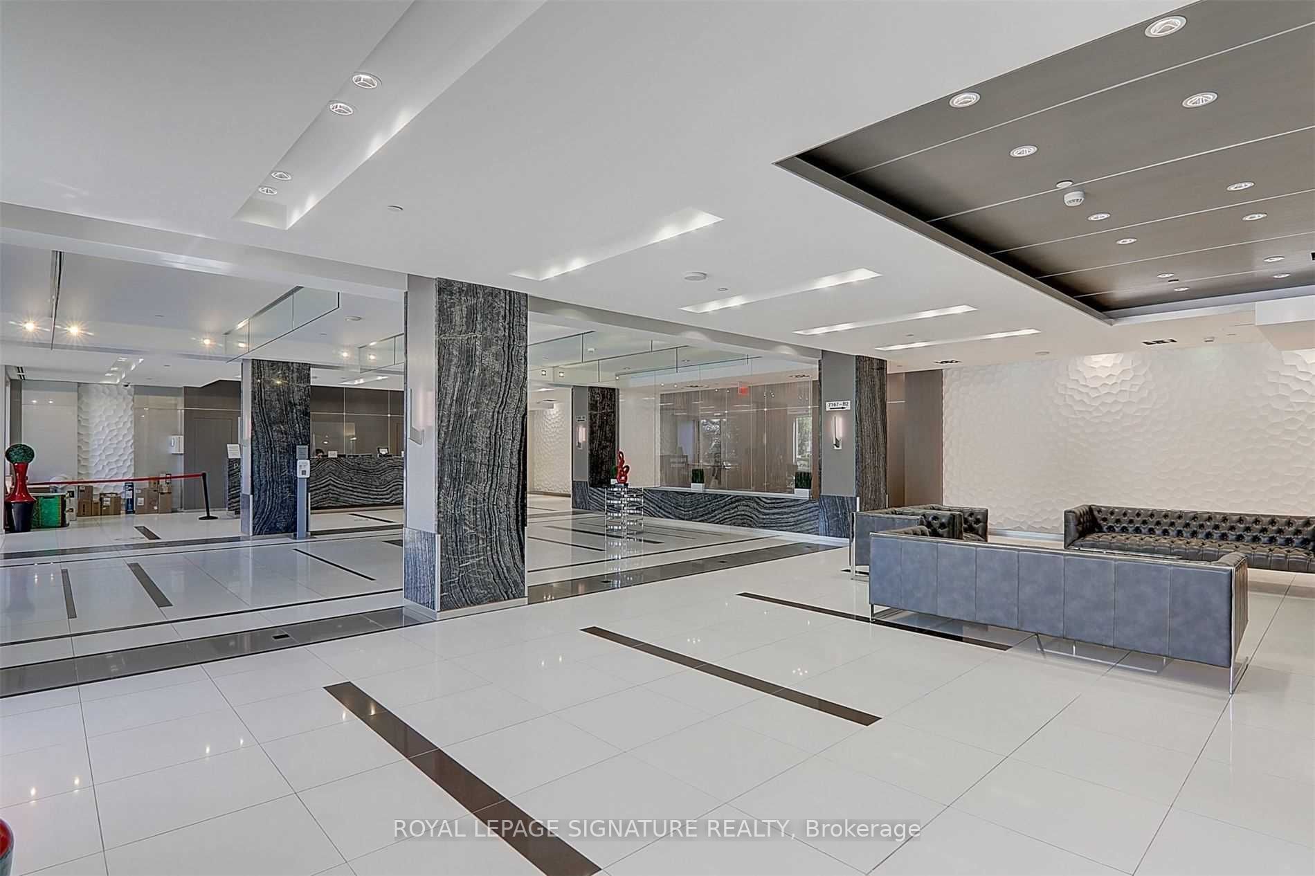 7165 Yonge Street 110