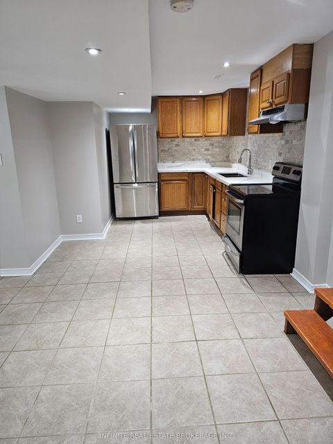 345 Queen Mary Drive Brampton ON L7A 3S7