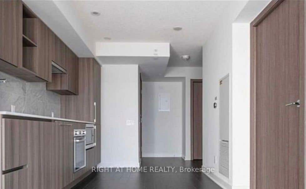 Photo of 17 BATHURST Street #3205, Toronto, ON M5V 0N1 (MLS # C13010242)