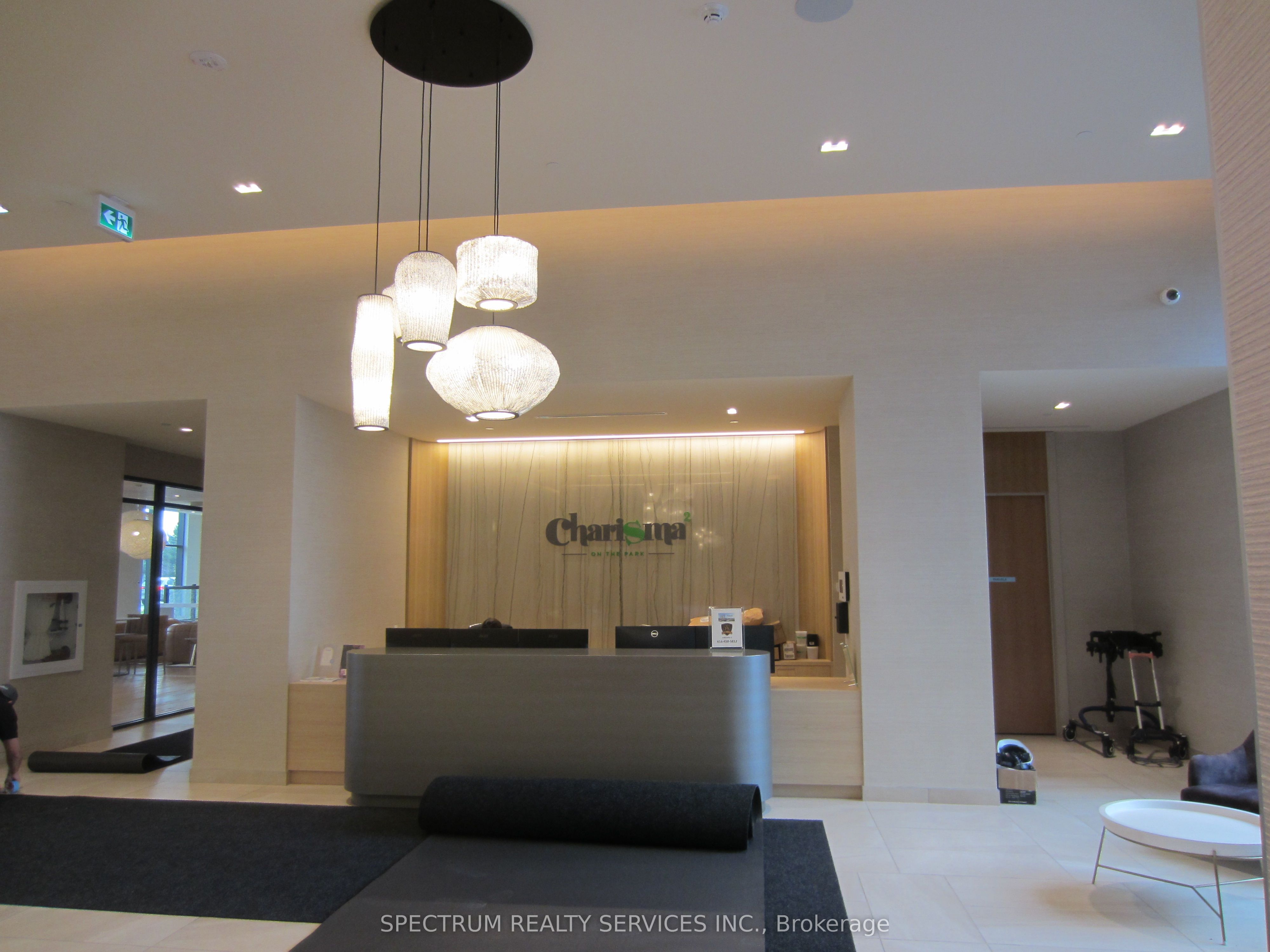 8960 Jane Street PH 208