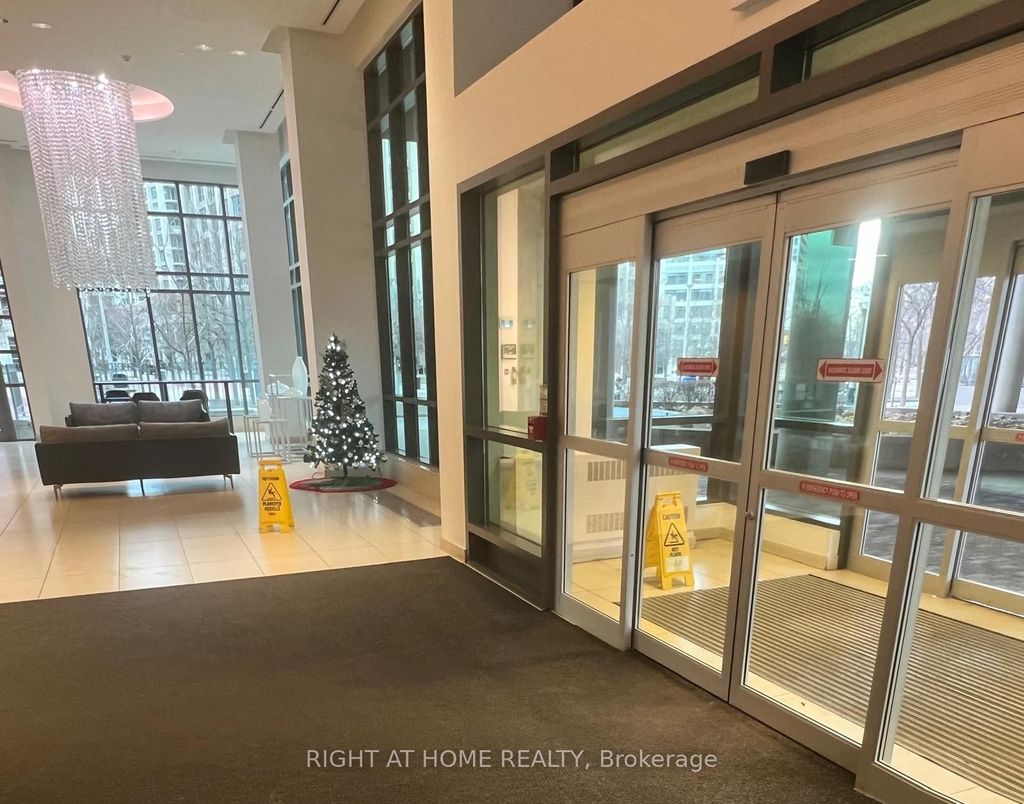 Photo of 209 Fort York Boulevard #1158, Toronto, ON M5V 4A1 (MLS # C12643480)