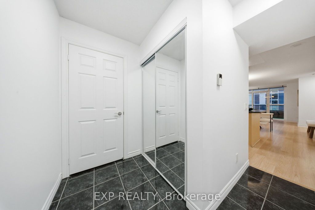 Photo of 5233 Dundas Street W #1630, Toronto, ON M9B 6M1 (MLS # W12529282)