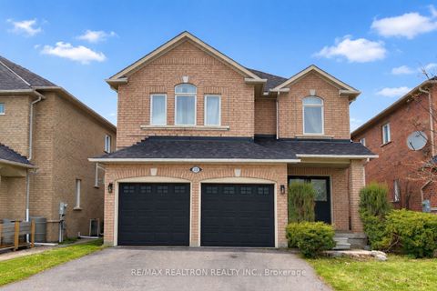 32 Brackenwood Avenue Richmond Hill ON L4S 2P5