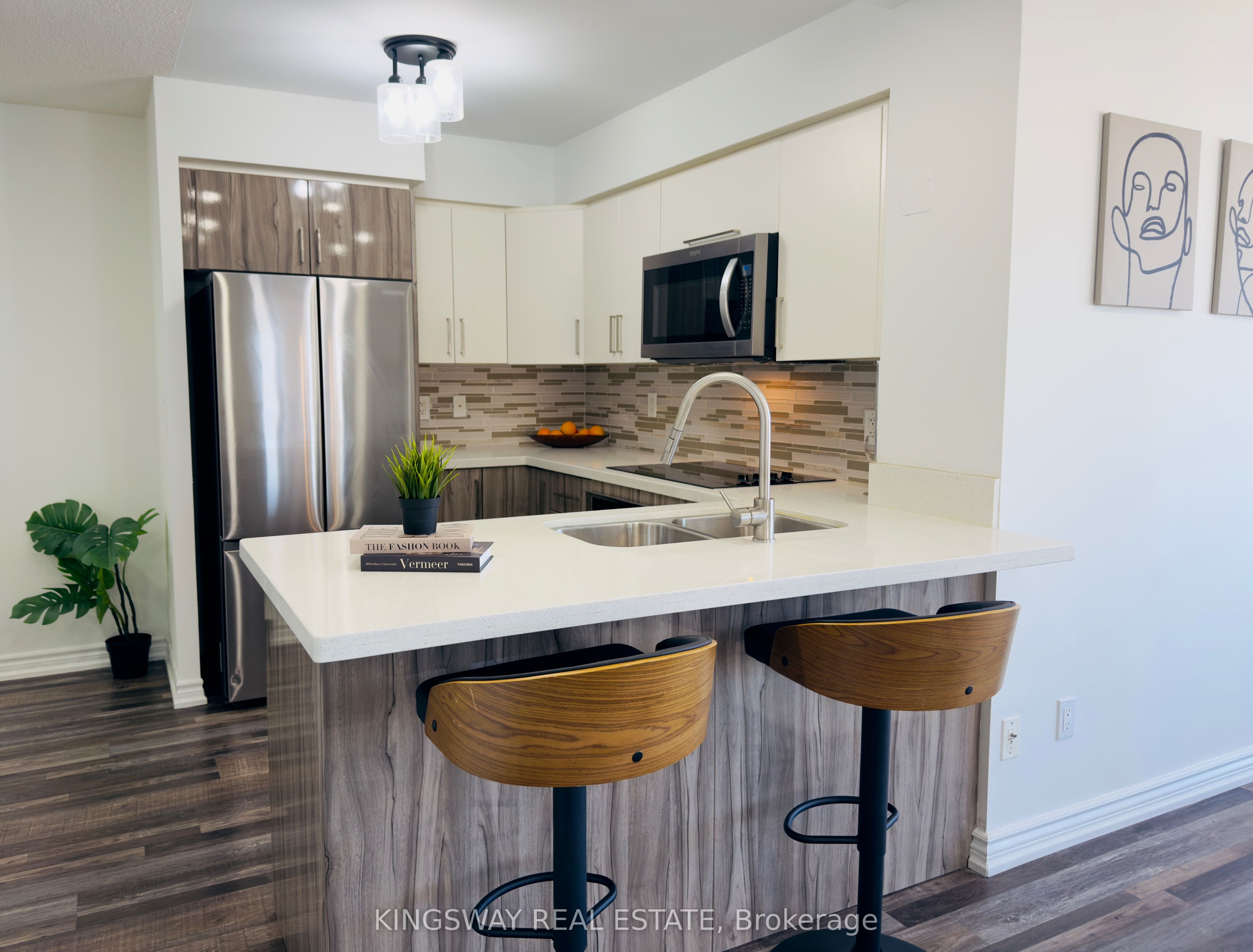 4090 Living Arts Drive 2208