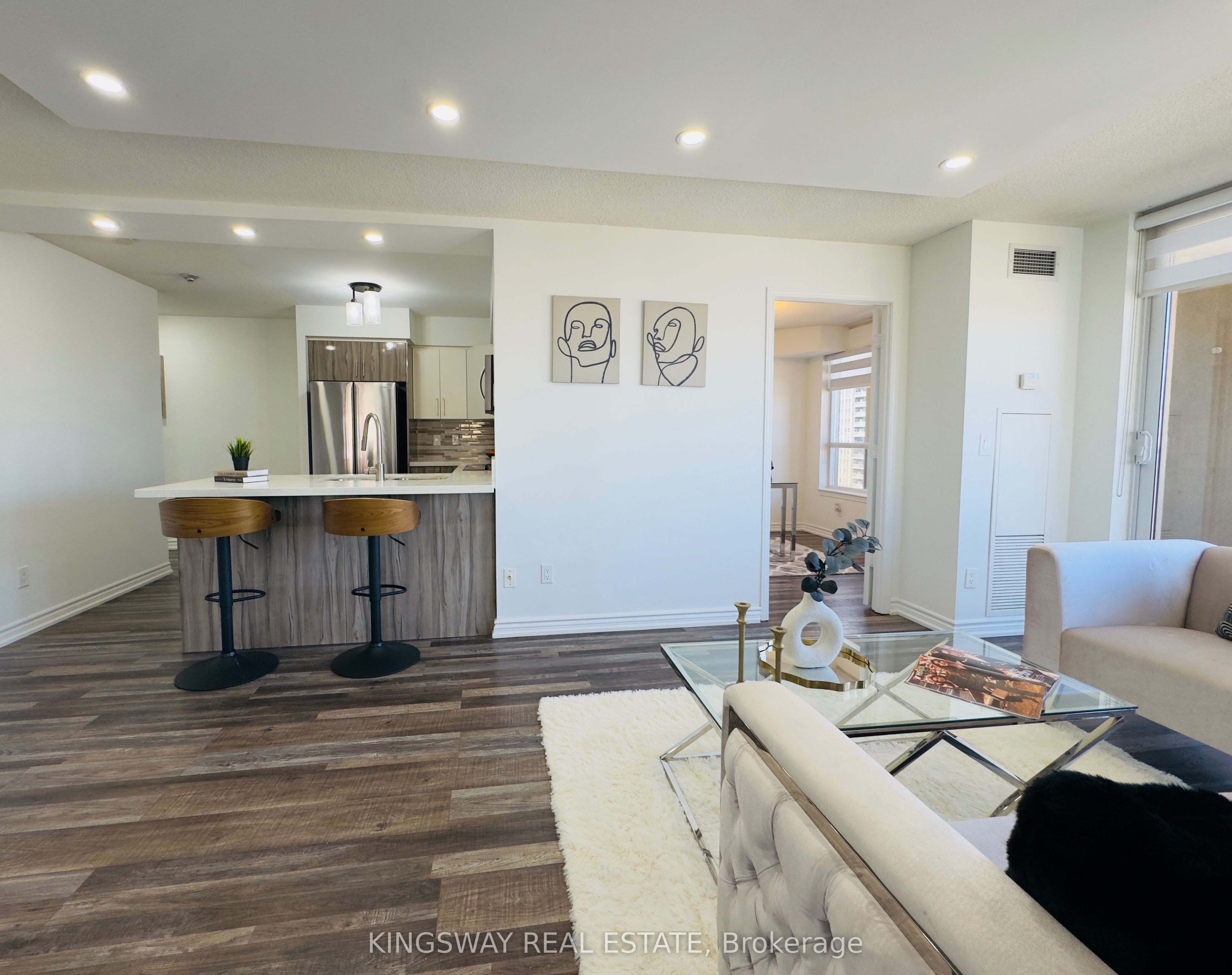 4090 Living Arts Drive 2208