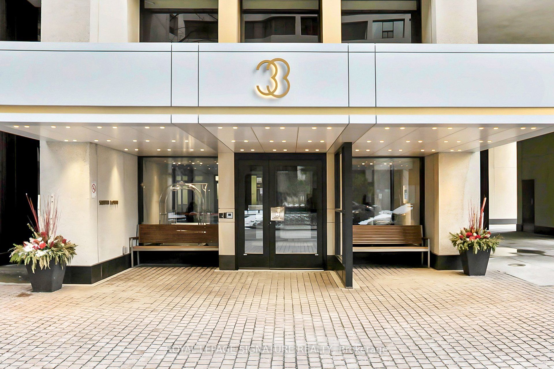 33 Harbour Square 410/204