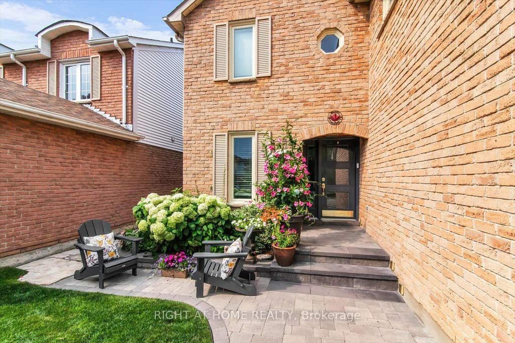Photo of 18 Bashford Road, Ajax, ON L1S 3Y2 (MLS # E13682986)