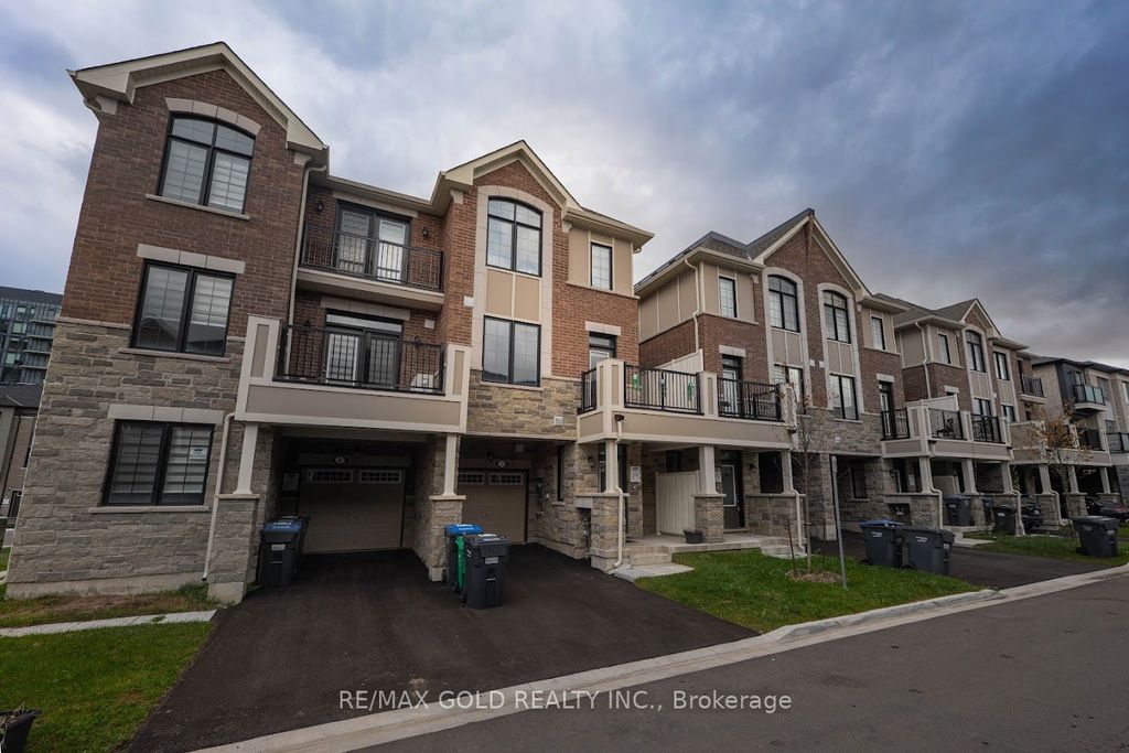 Photo of 3 Melmar Street, Brampton, ON L7A 0B6 (MLS # W12597350)