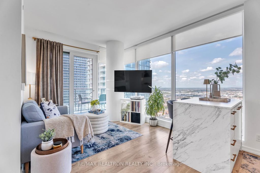 Photo of 7890 Jane Street #3806, Vaughan, ON L4K 0K9 (MLS # N12606732)