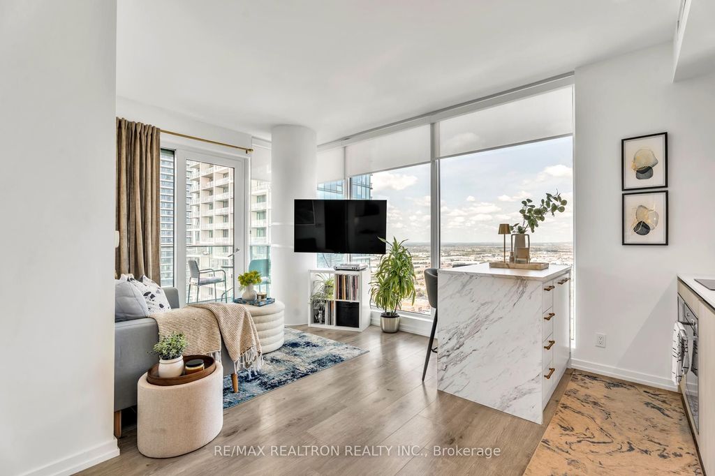 Photo of 7890 Jane Street #3806, Vaughan, ON L4K 0K9 (MLS # N12606732)