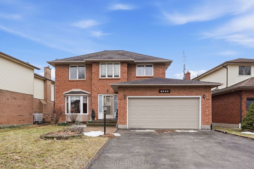 Photo of 4545 Green Meadow Boulevard, Lincoln, ON L0R 1B5 (MLS # X12863754)