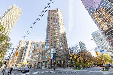 44 St Joseph Street 2213 Toronto ON M4Y 1J9