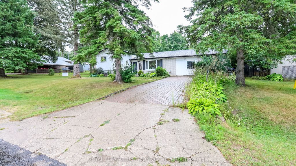 Photo of 14 Conder Drive, Oro-Medonte, ON L0K 1E0 (MLS # S12768592)