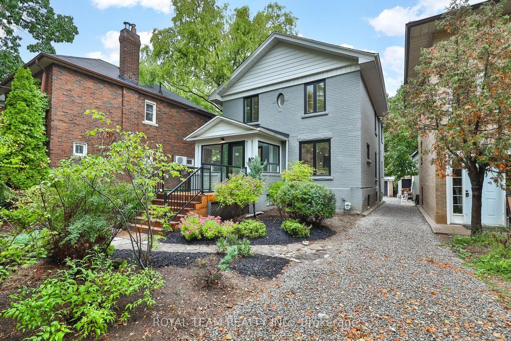 Photo of 150 St Johns Road, Toronto, ON M6P 1T9 (MLS # W12428881)