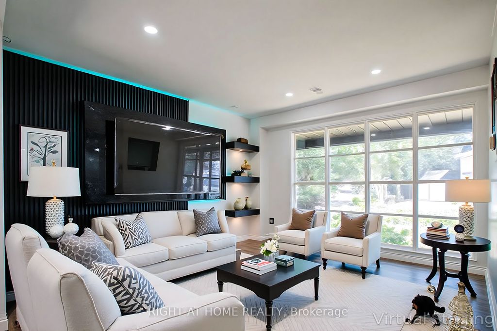 Photo of 77 Elford Crescent, Hamilton, ON L8K 5K8 (MLS # X12804516)