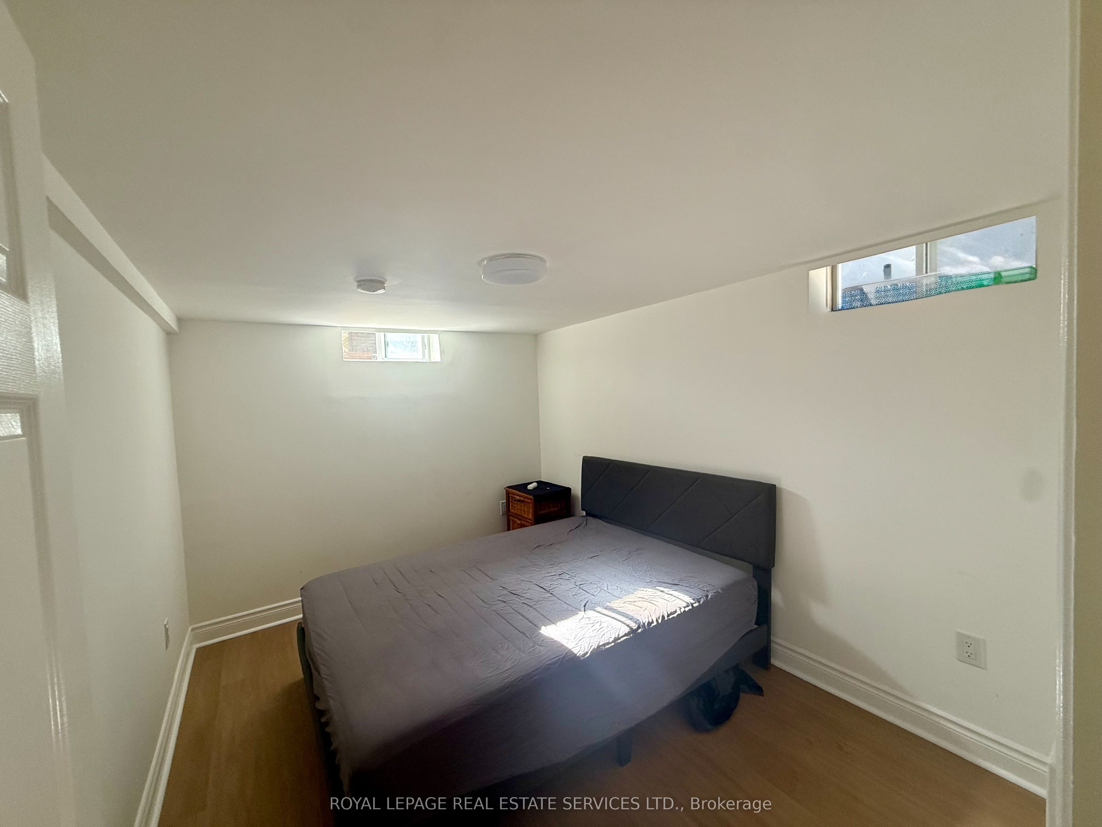 19 Roseland Drive E 6