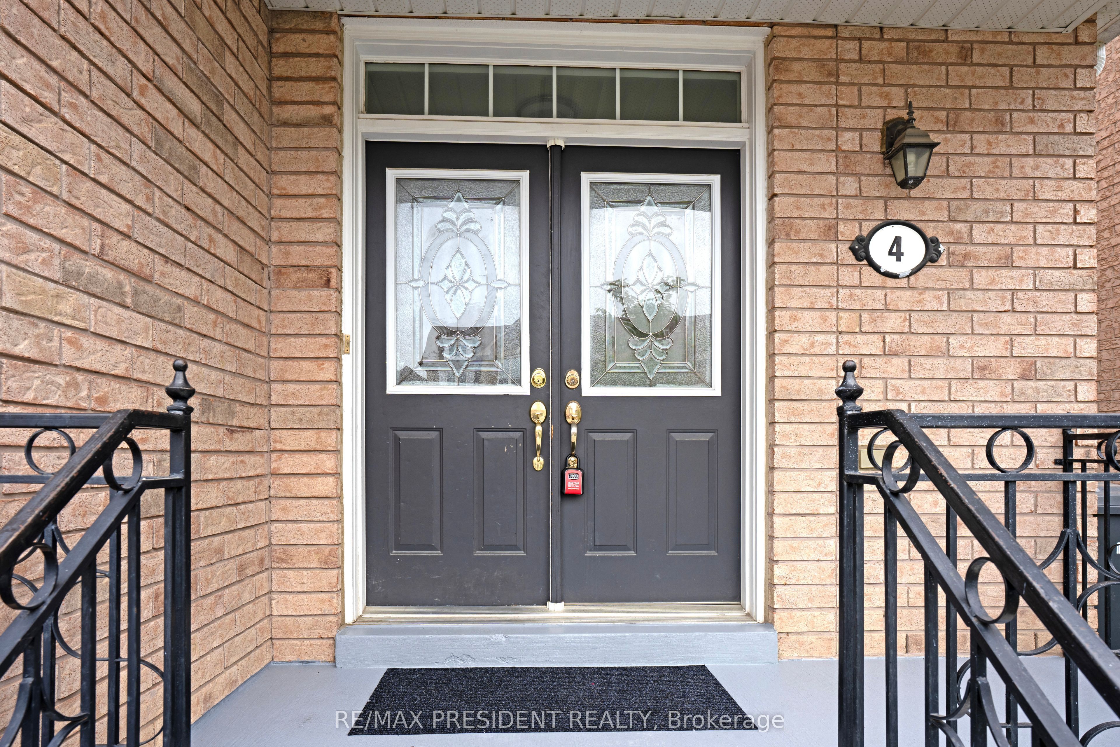 4 Chalkfarm Crescent