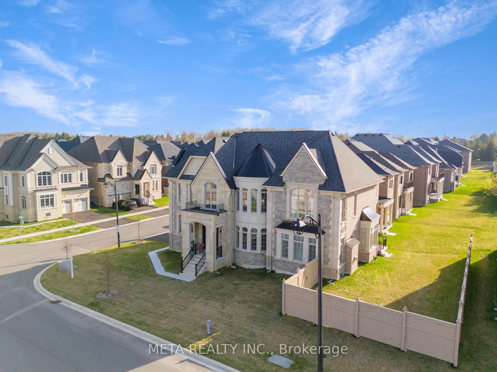 90 Broad Way