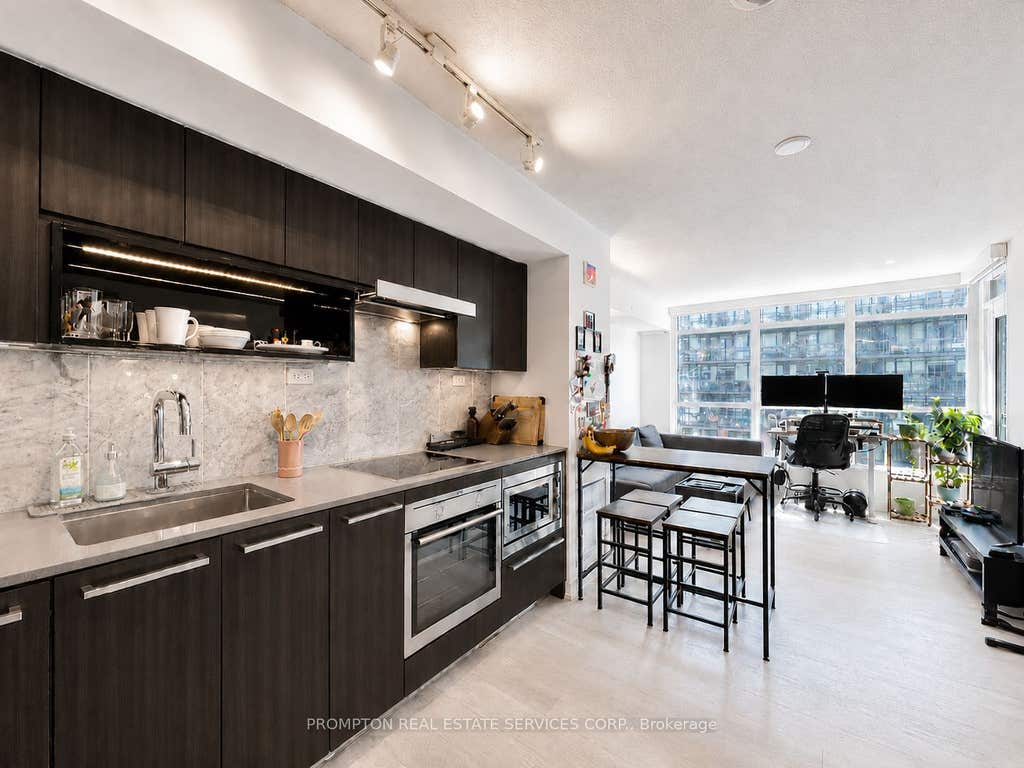 Photo of 80 Queens Wharf Road #1015, Toronto, ON M5V 0J2 (MLS # C13693502)