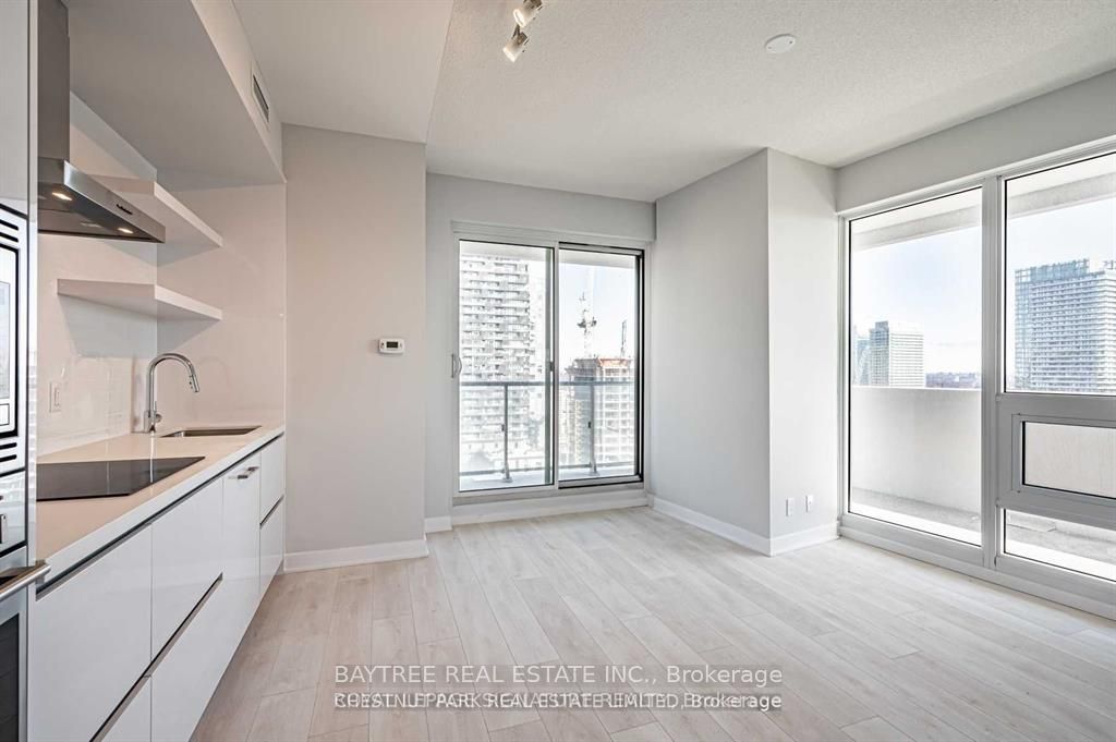 Photo of 2221 Yonge Street #1202, Toronto, ON M4S 0B8 (MLS # C14013718)