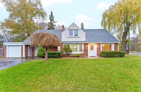 2 Great Oak Drive Toronto ON M9A 1M7