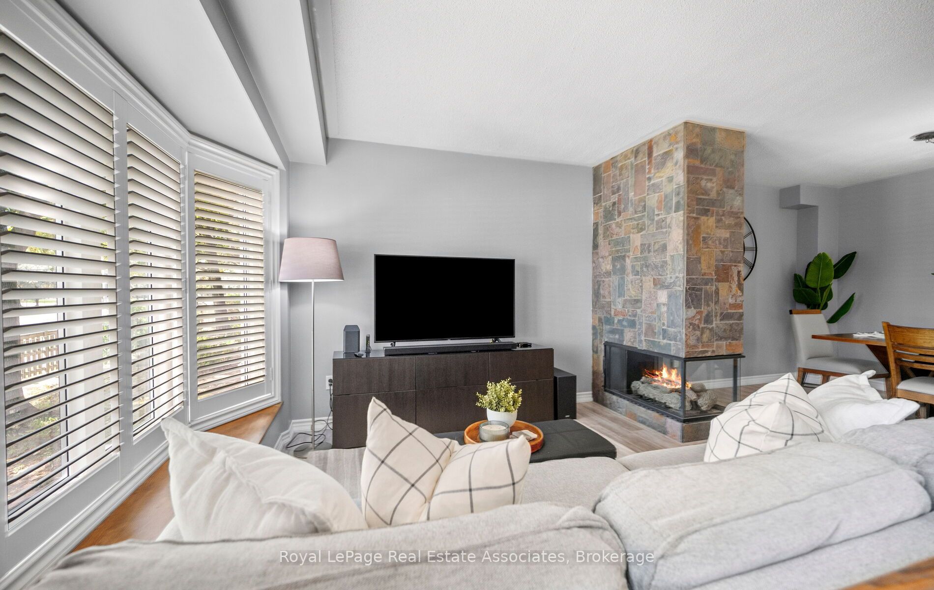 1485 Torrington Drive 19