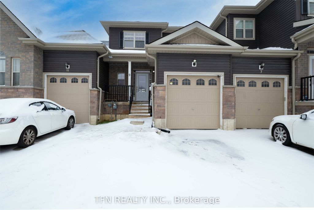 Photo of 9 Isabella Drive, Orillia, ON L3V 0E2 (MLS # S12537844)