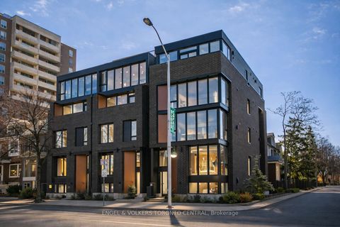 1555 Bloor Street W 4 Toronto ON M6P 1A5