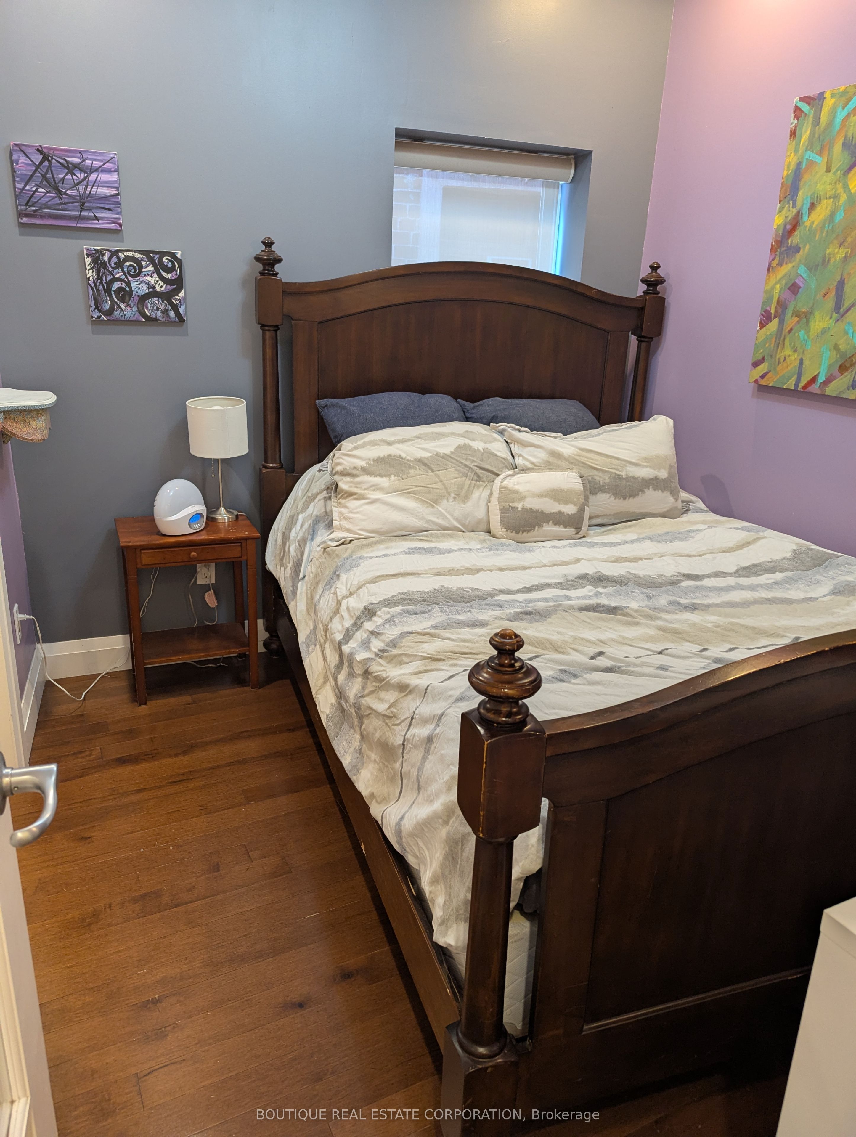 2222 Dundas Street W 202
