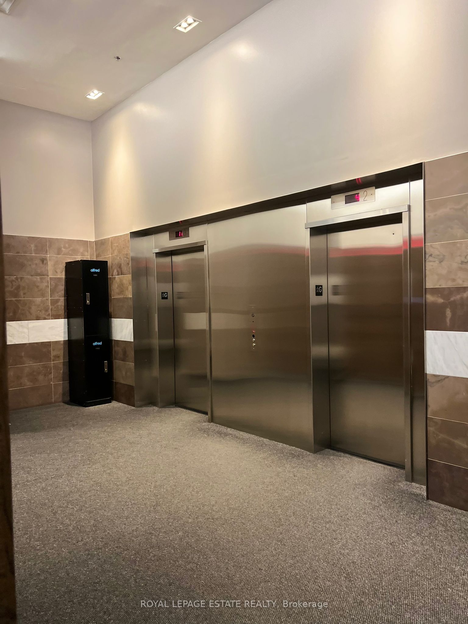 20 Joe Shuster Way 612